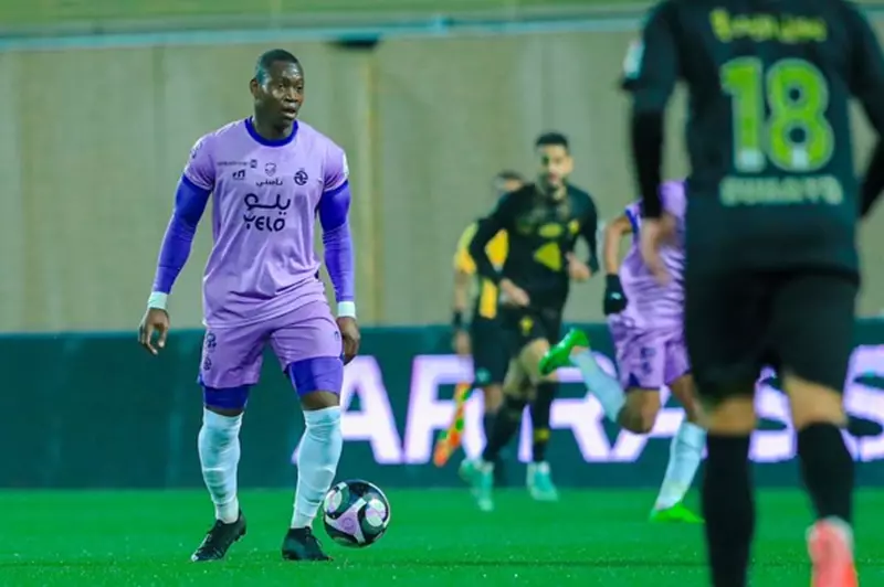 أليو ديانج - الخلود ضد الفتح